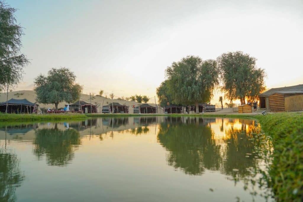 Al Marmoom Oasis Luxury Glamping & Bedouin Experience - hotel nel deserto di Dubai